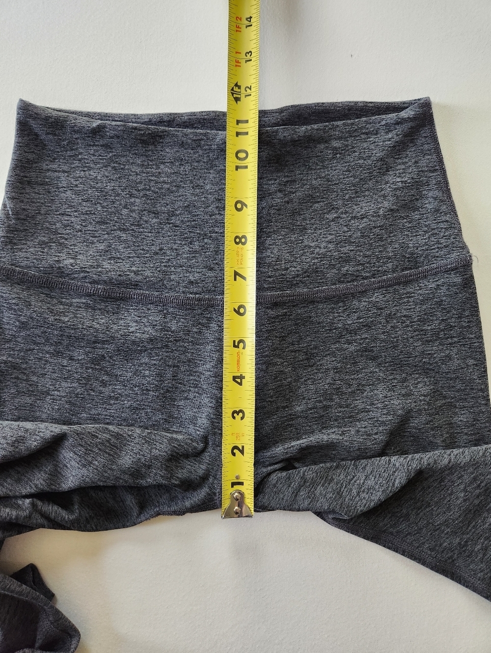 Beyond Yoga black/grey pattern Leggings size medium - Picture 7 of 7